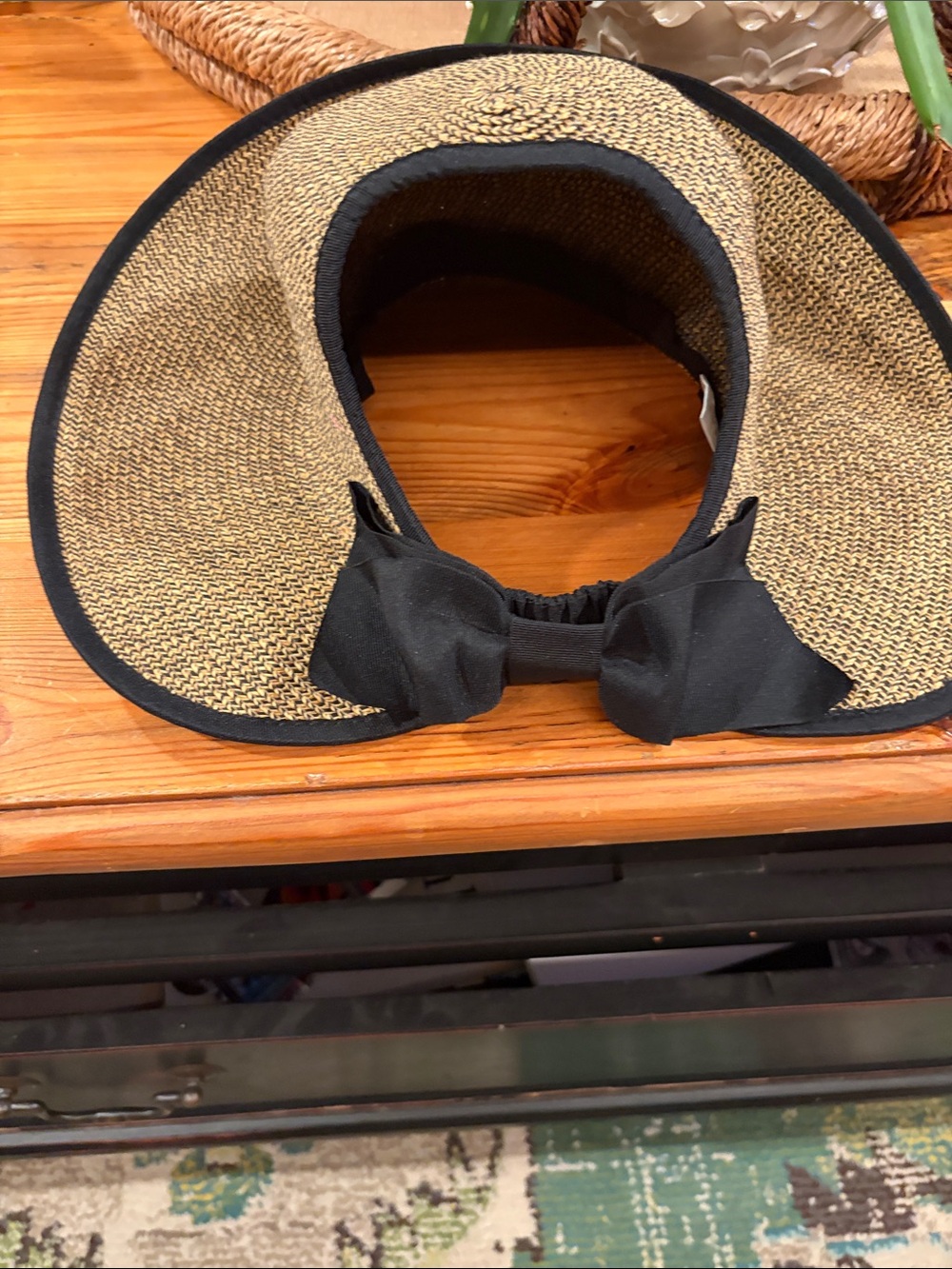Women’s Scala Straw Sun Visor with Black Bow